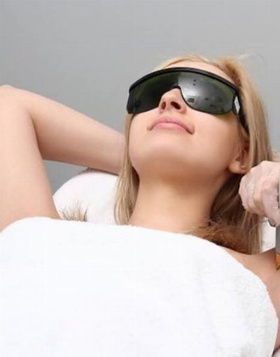 Bikini laser session