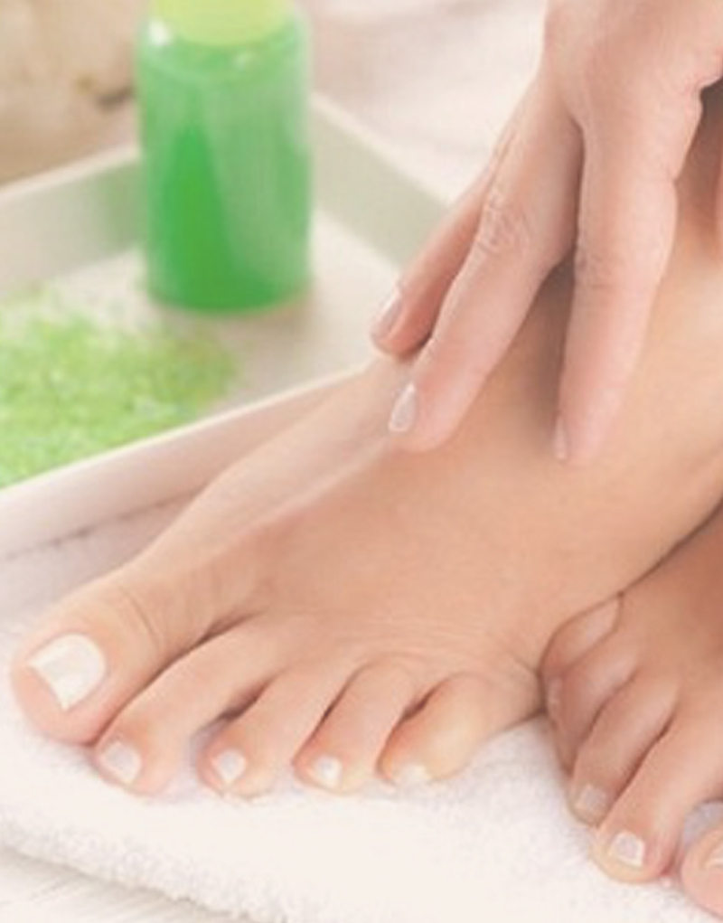 Manicure, pedicure